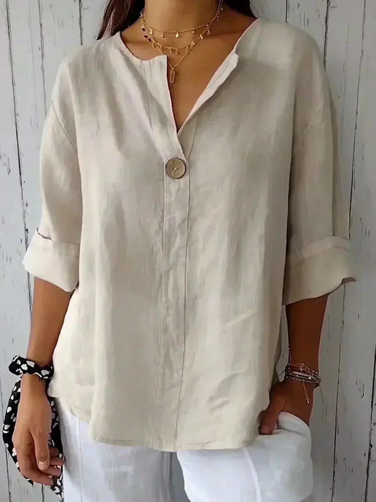 Lynette | Relaxed Linen V-Neck Top