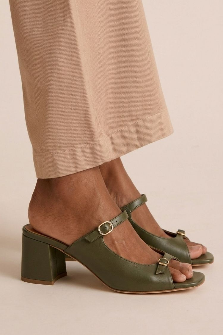 Riviera Elegant Sandals