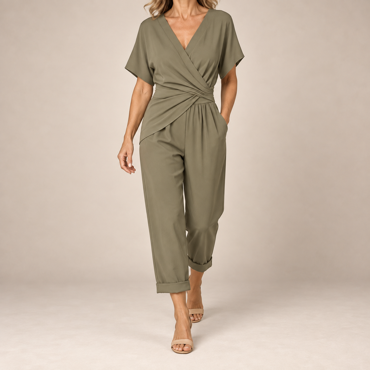 Colleen | Elegant Two-Piece Set with Wrap-Front Top and Cropped Pants