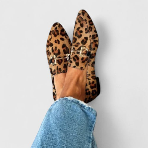 Elegant Leopard Print Loafers