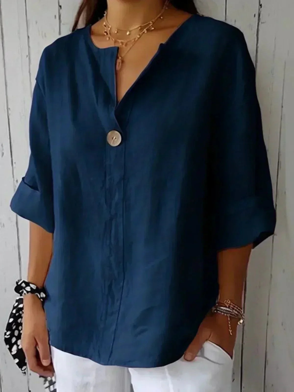 Lynette | Relaxed Linen V-Neck Top